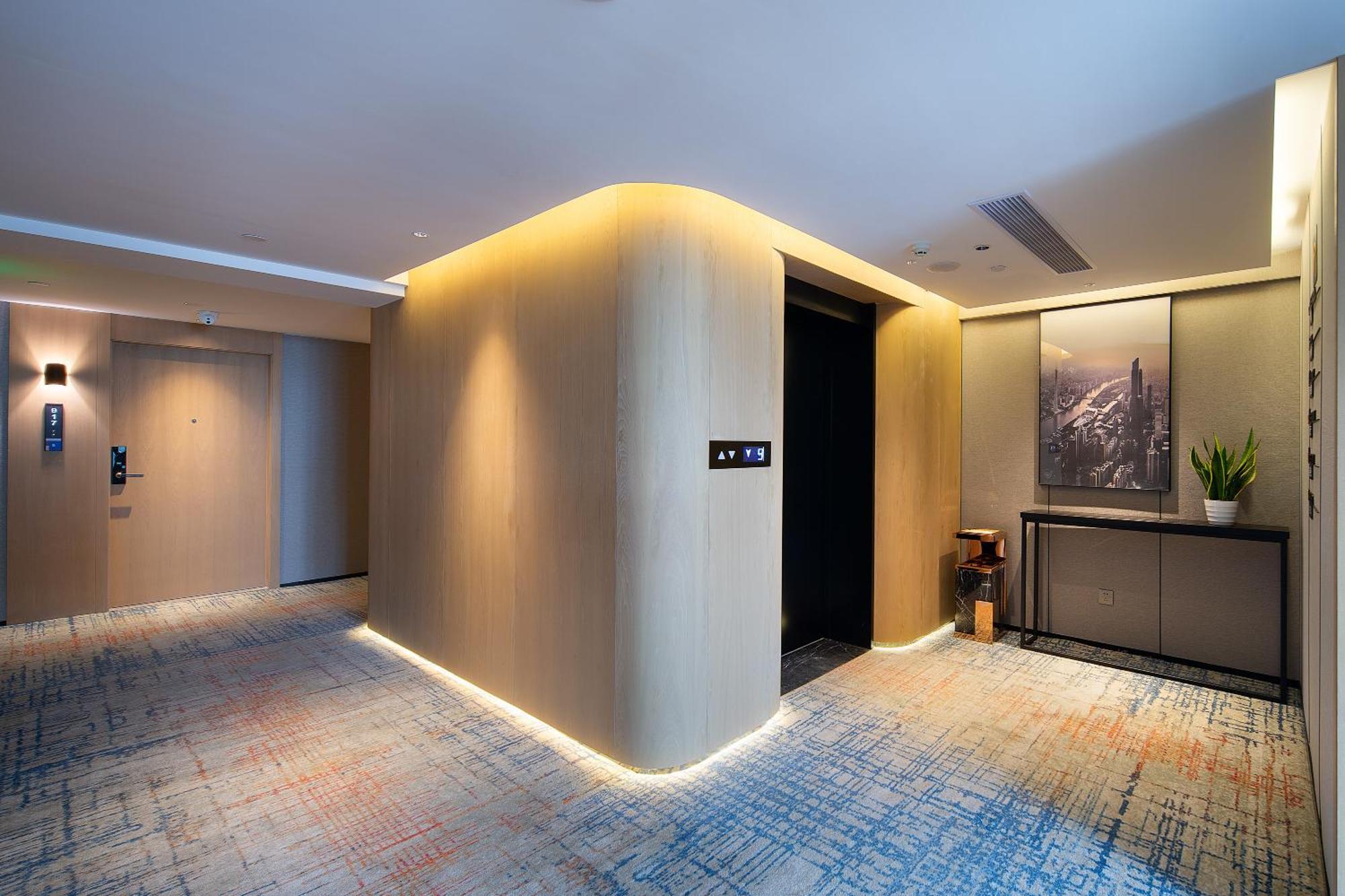Langham Honor International Hotel Canton Fair Complex Branch - Free Shuttle To Canton Fair Complex During Canton Fair Period & Free Mini Bar Bagian luar foto